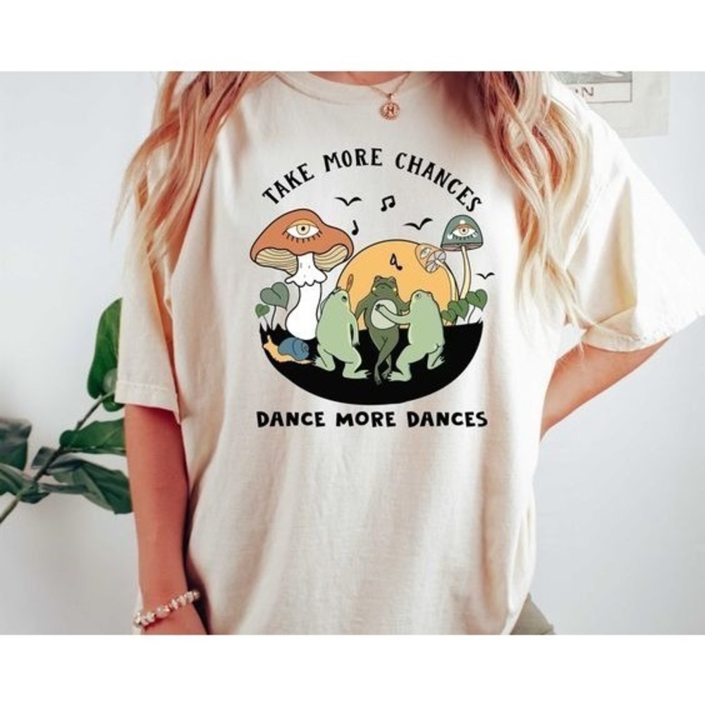 Take More Chances Dance More Dances Retro Frog Unisex T-shirt - Picture 1 of 4